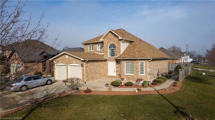 13 Chianti Crescent, Hamilton, ON, Winona