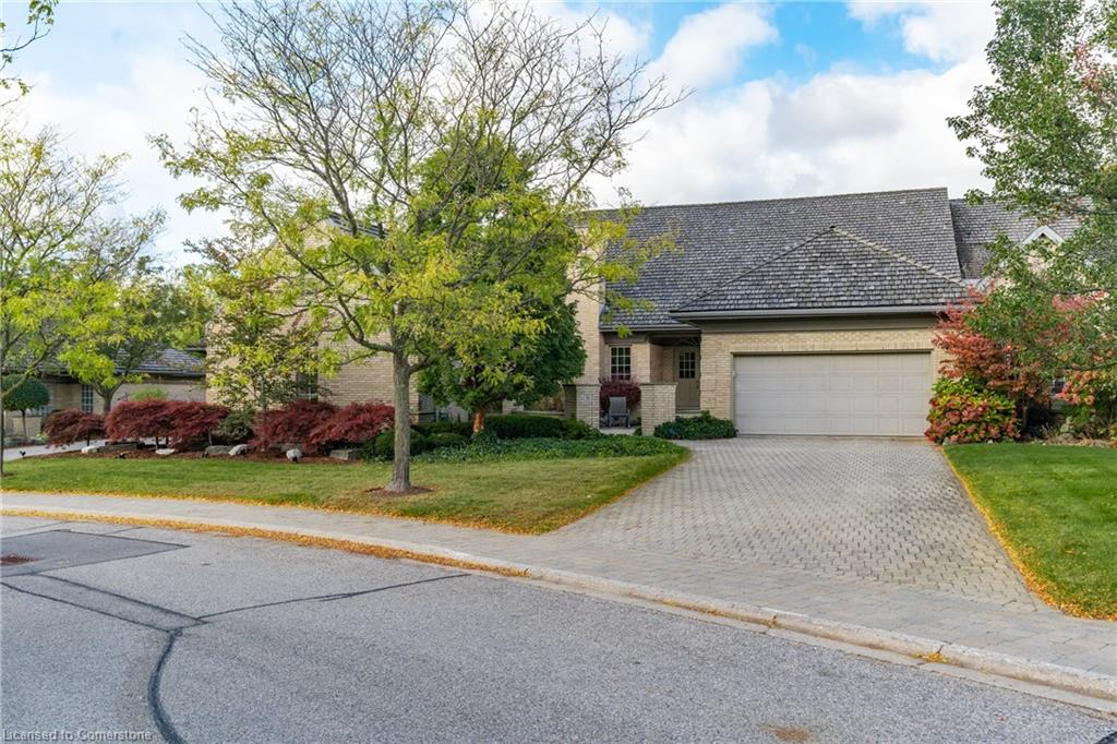 260 Deer Ridge Drive, Kitchener, ON, 