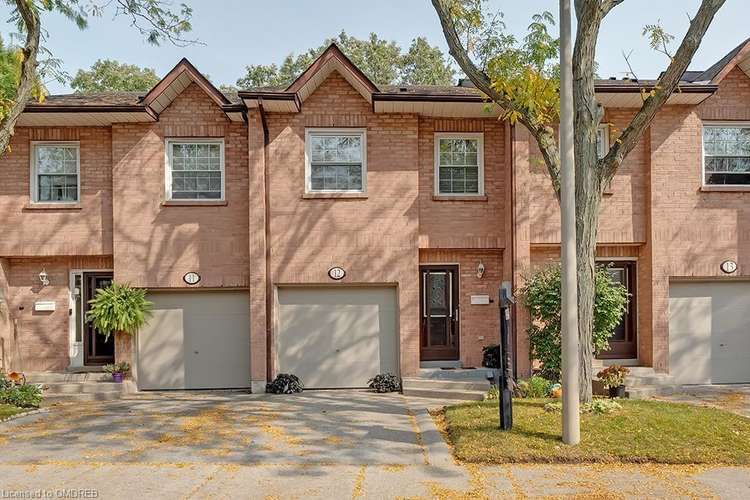 2004 Glenada Crescent, Oakville, ON, Iroquois Ridge North