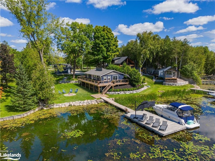 190 Riverbank Drive, Georgina, ON, Pefferlaw