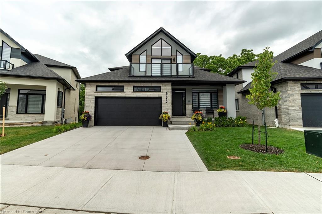 955 Stonecliffe Walk, Kitchener, ON, 