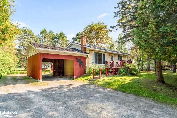 364 Ravenscliffe Road, Huntsville, ON, 