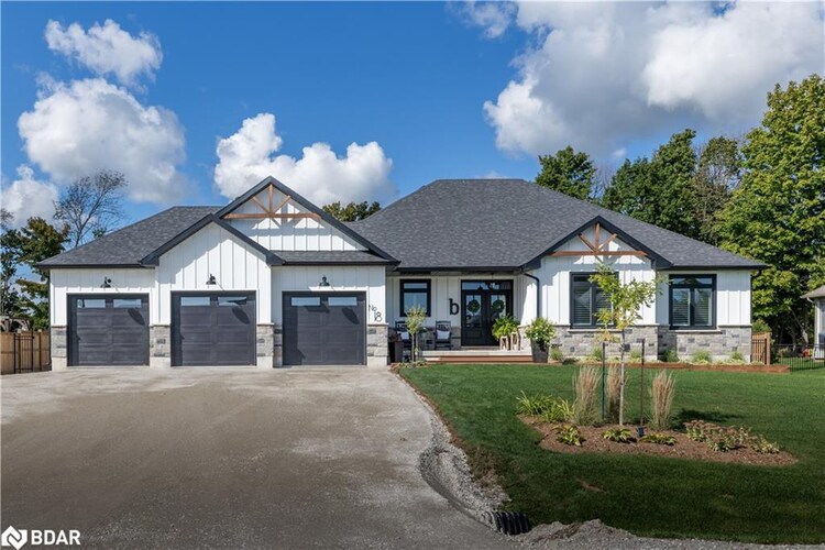 18 Cheslock Crescent, Oro-Medonte, ON, Warminister