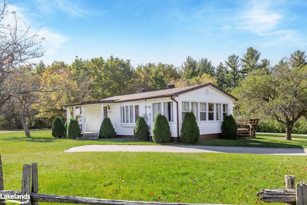 5358 Penetanguishene Road, Springwater, ON, Rural SpringWater