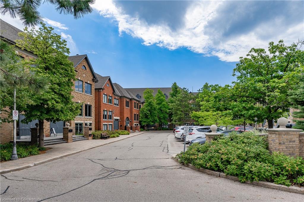 2904 South Sheridan Way, Oakville, ON, Clearview