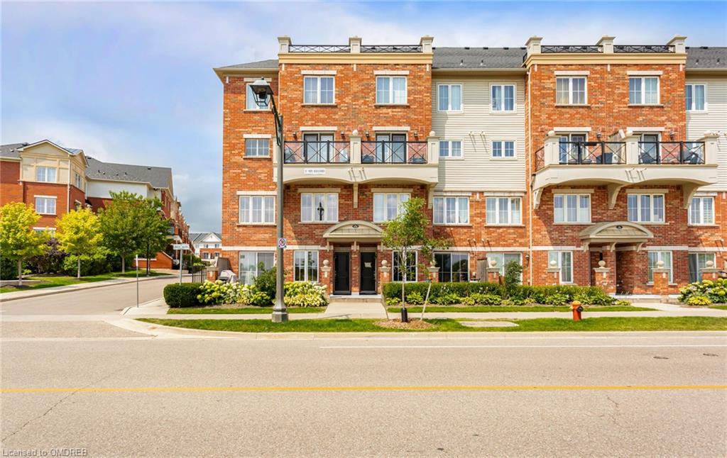 51 Hays Boulevard, Oakville, ON, Uptown Core