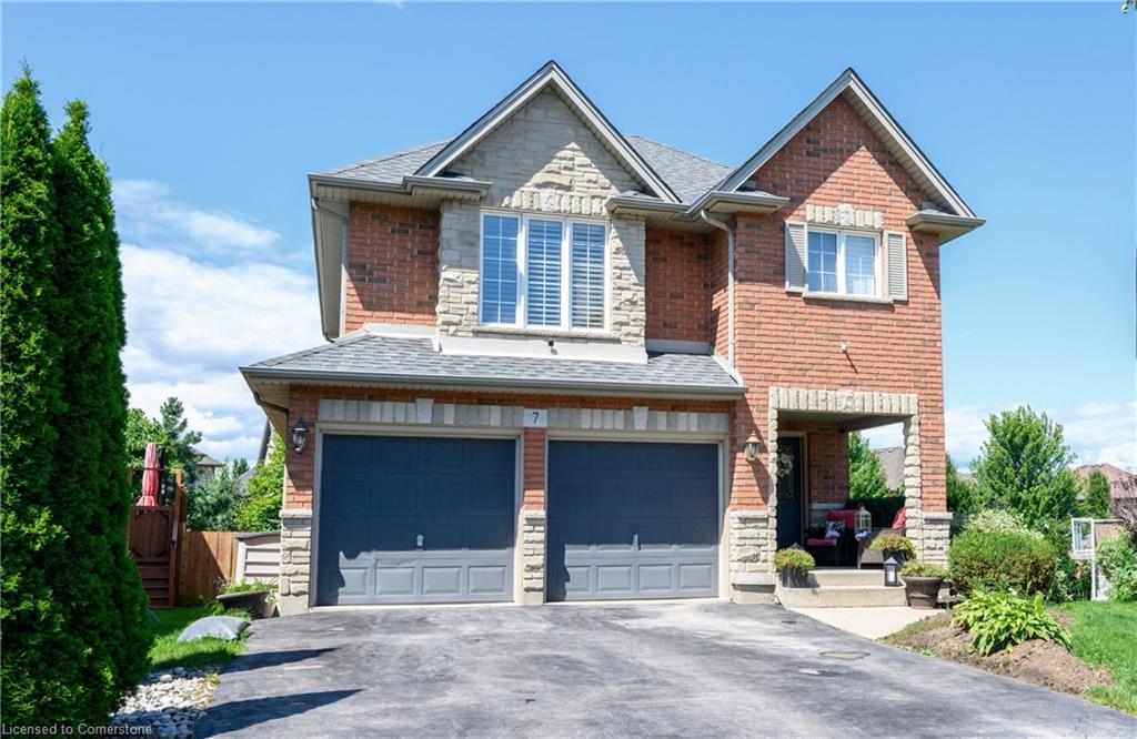 7 Pembroke Circle, Grimsby, ON, 