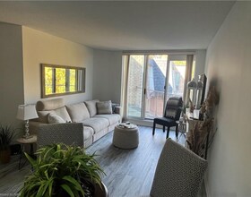 8111 Forest Glen Drive, Niagara, ON , MLS #40669430 , Image - 1