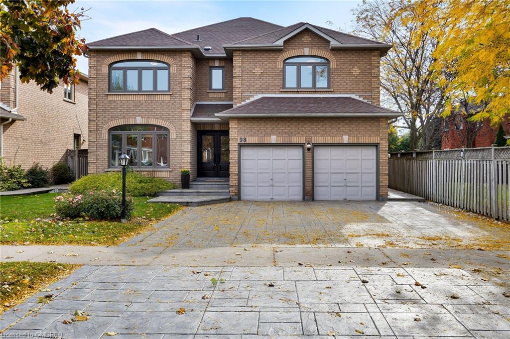 98 River Glen Boulevard, Oakville, ON, River Oaks