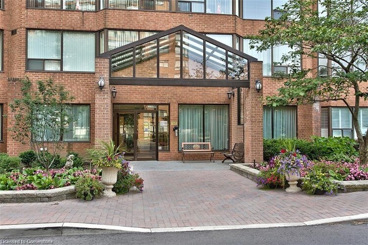 1270 Maple Crossing Boulevard, Burlington, ON, Brant