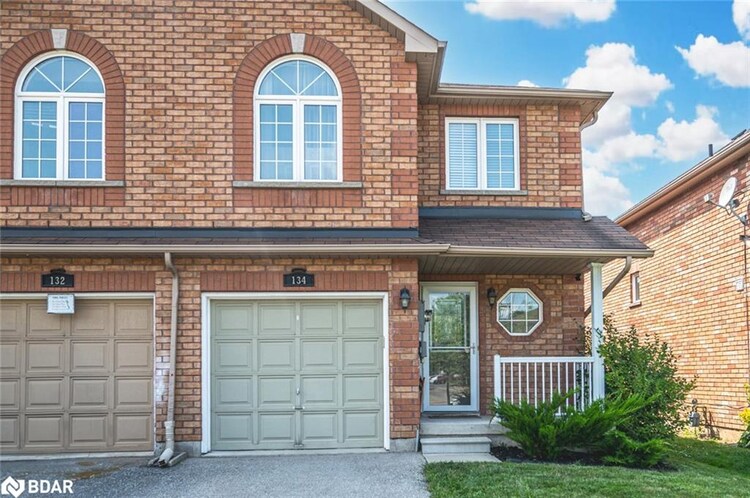 134 Sydenham Wells, Barrie, ON, Georgian Drive