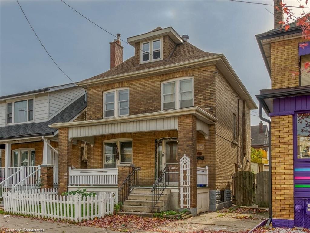 982 King Street E, Hamilton, ON, Stripley