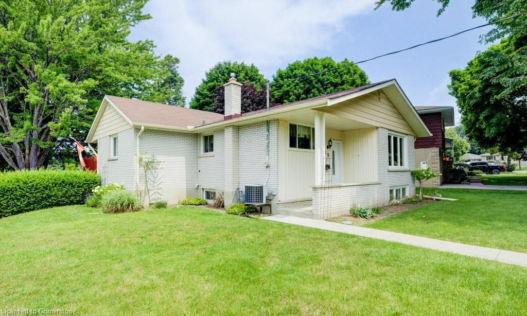 303 Stonybrook Drive, Kitchener, ON, 