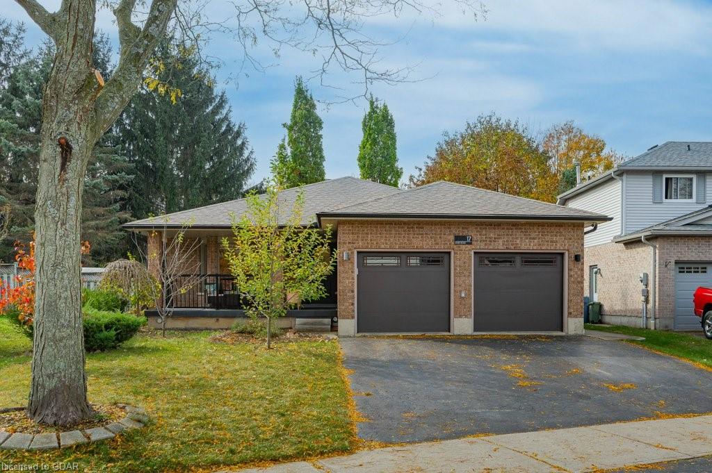 17 Darby Road, Guelph, ON, Parkwood Gardens