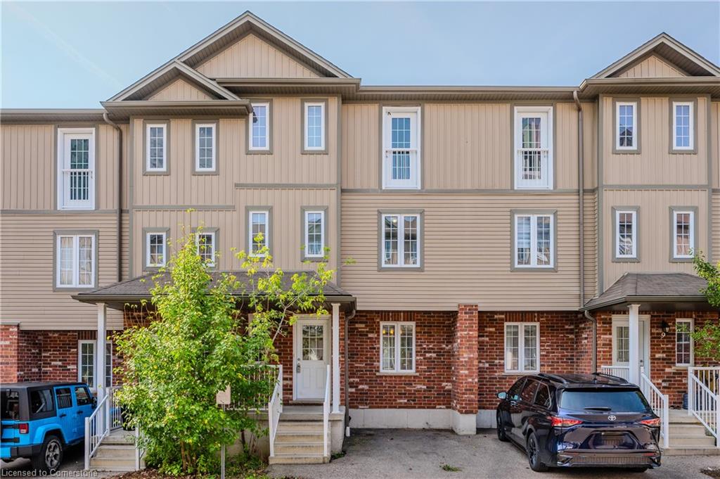 55 Mooregate Crescent, Kitchener, ON, 