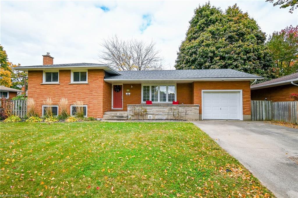 16 Royal Manor Drive, St. Catharines, ON, 