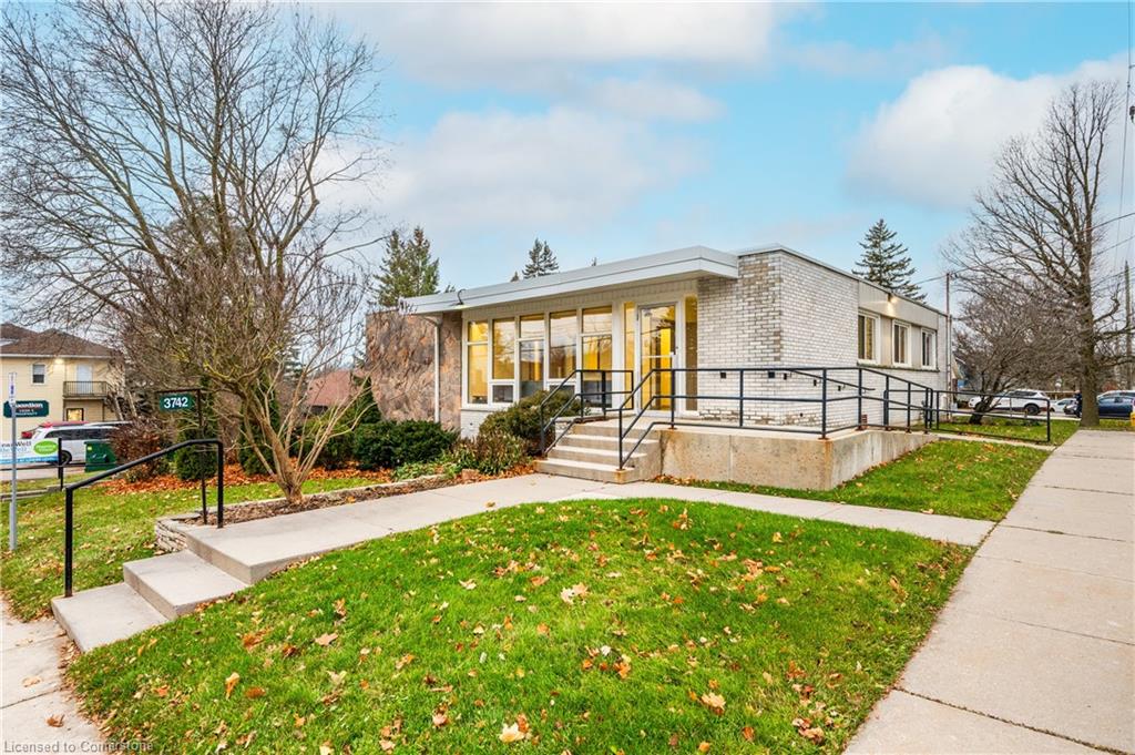 3742 Nafziger Road, Wellesley, ON, 