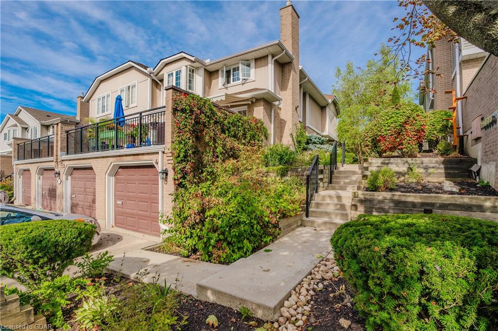 106 Woodlawn Road E, Guelph, ON, Waverley