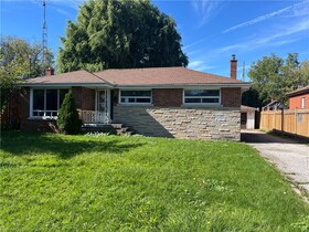 9 Faircourt Drive, Hamilton, ON , MLS #40723037 , Image - 1