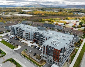 4 Kimberly Lane, Simcoe, ON , MLS #40659405 , Image - 1