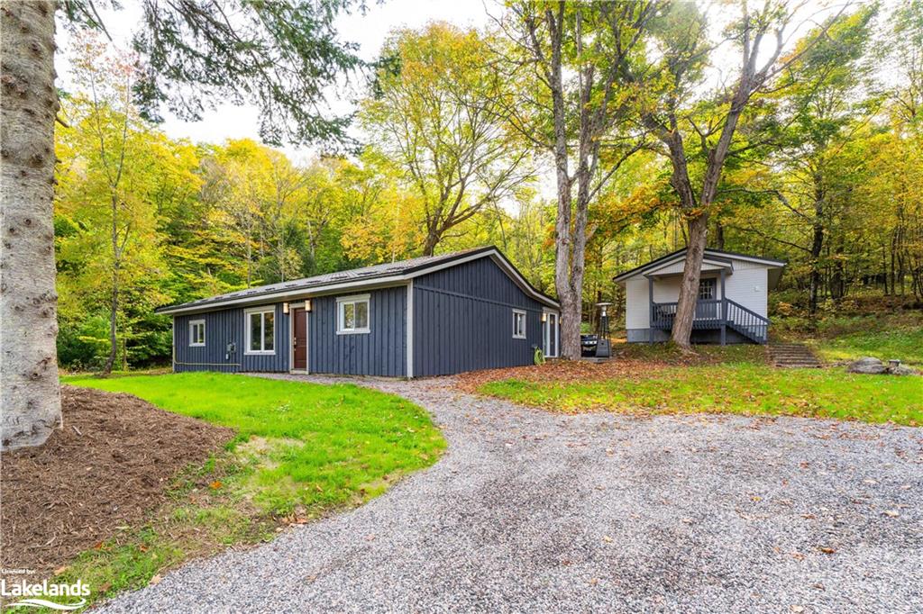 1938 Peninsula Road, Muskoka Lakes, ON, 