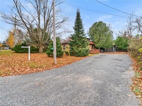 14 Foster Avenue, Parry Sound, ON , MLS #40675907 , Image - 1