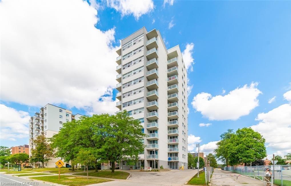 2345 Confederation Parkway, Mississauga, ON, Cooksville