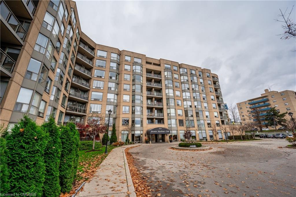 2511 Lakeshore Road W, Oakville, ON, Bronte West