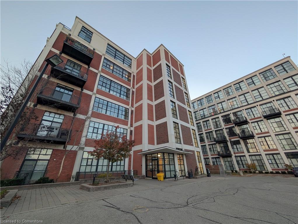 404 King Street W, Kitchener, ON, 