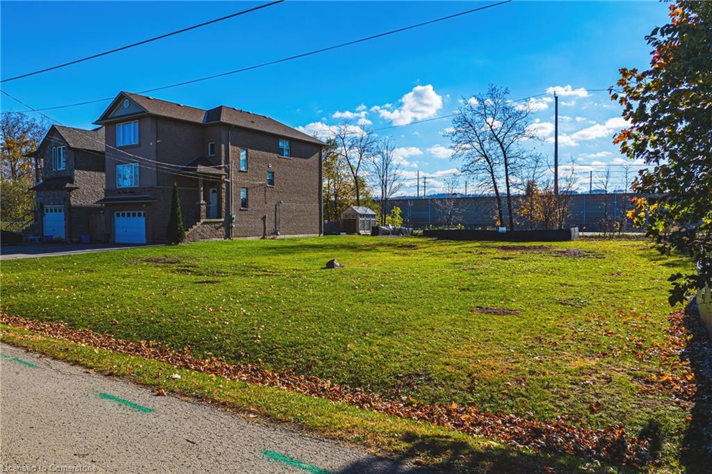 7 Trillium Avenue, Hamilton, ON, Winona Park