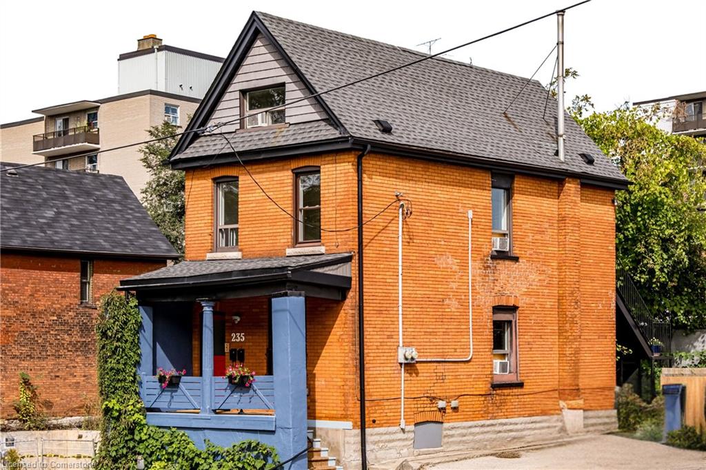 235 Young Street, Hamilton, ON, Corktown