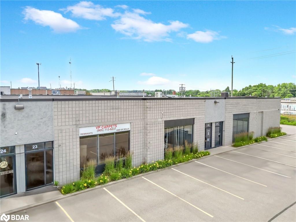 220 Industrial Parkway S, Aurora, ON, Aurora Village