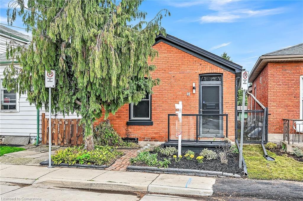 19 Ferrie Street E, Hamilton, ON, North End