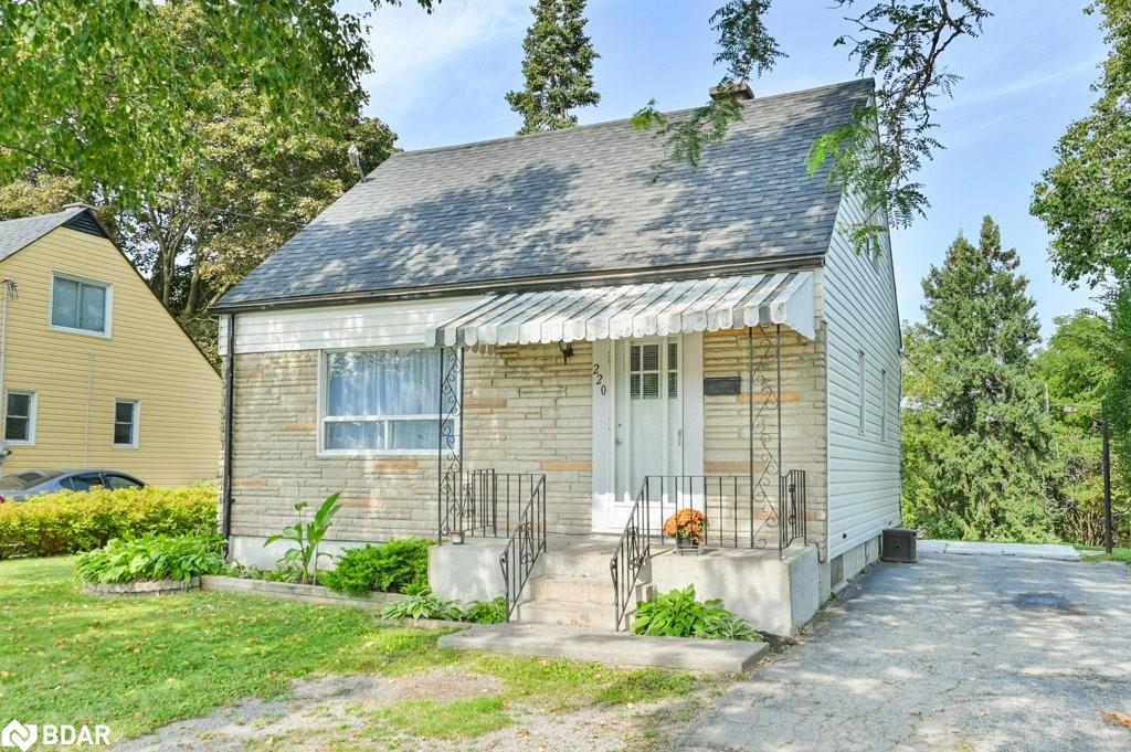 220 Pine Street, Belleville, ON, 