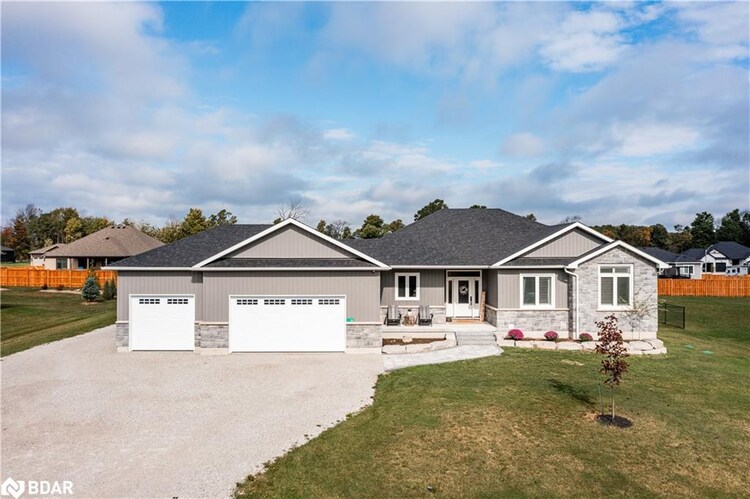 14 Demont Drive, Oro-Medonte, ON, Warminister