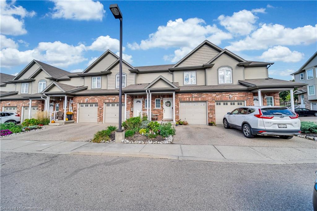 975 Strasburg Road, Kitchener, ON, 