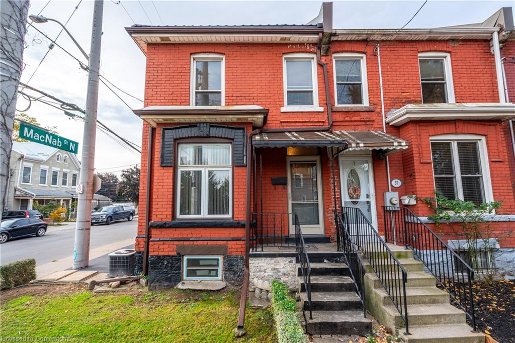 35 Barton Street W, Hamilton, ON, Central