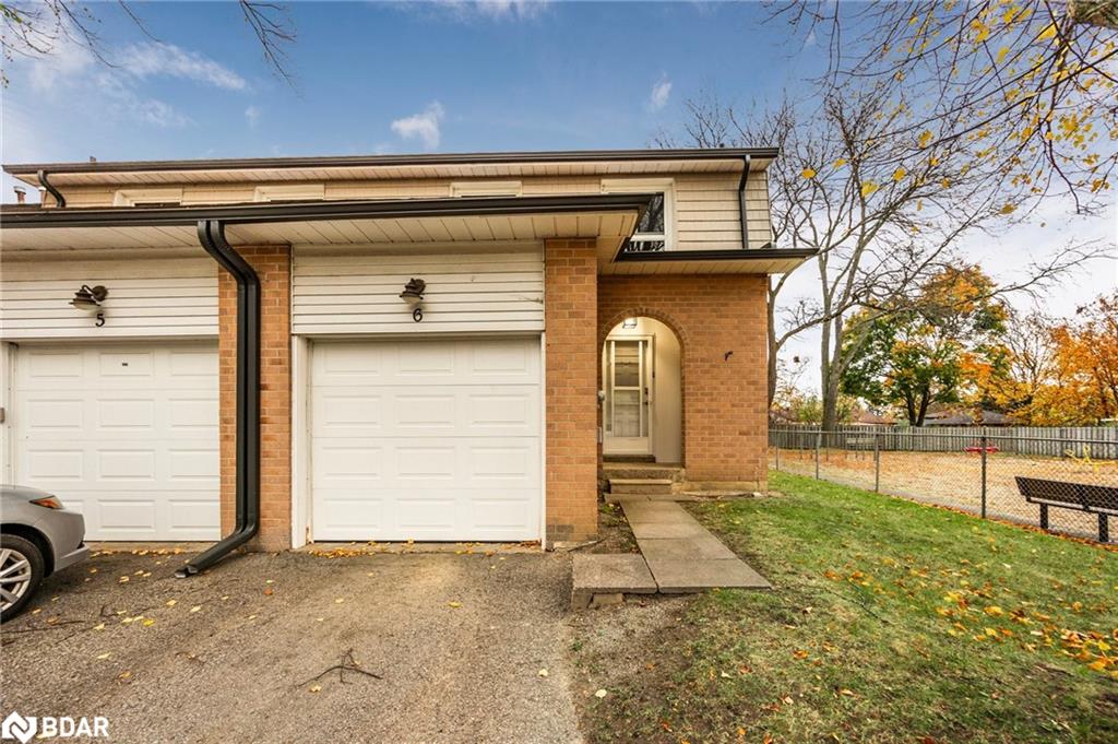 2 Bernick Drive, Barrie, ON, Grove East