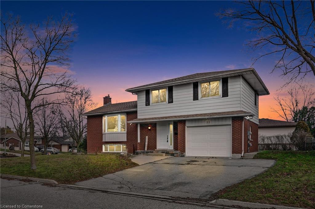 77 Orchard Mill Crescent, Kitchener, ON, 