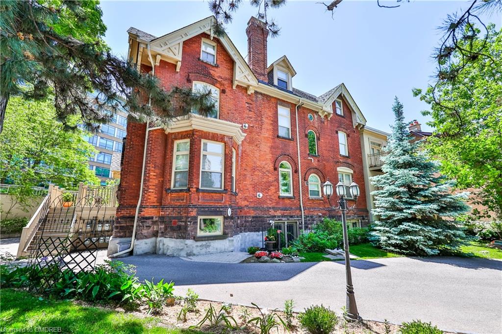 32 Gothic Avenue, W02, ON, High Park North