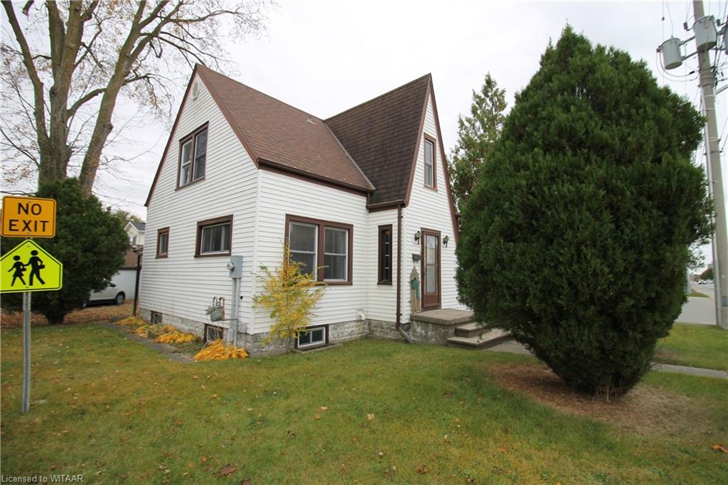 220 Tillson Avenue, Tillsonburg, ON, 