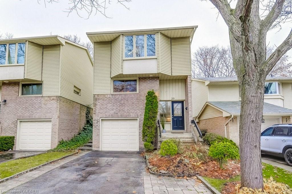 1135 Mccraney Street E, Oakville, ON, College Park