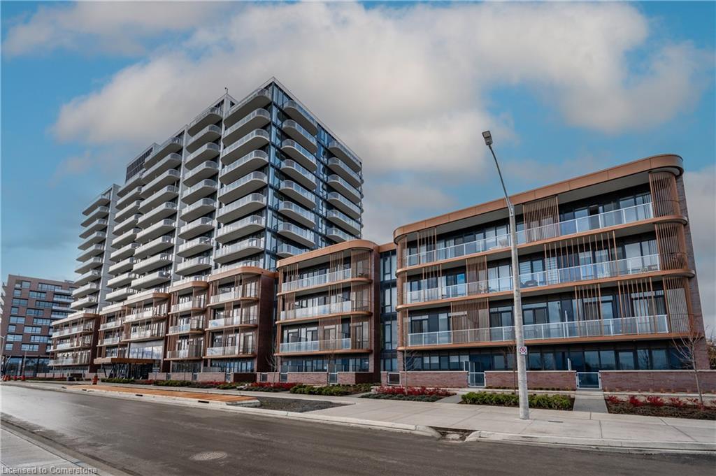 220 Missinnihe Way, Mississauga, ON, Port Credit