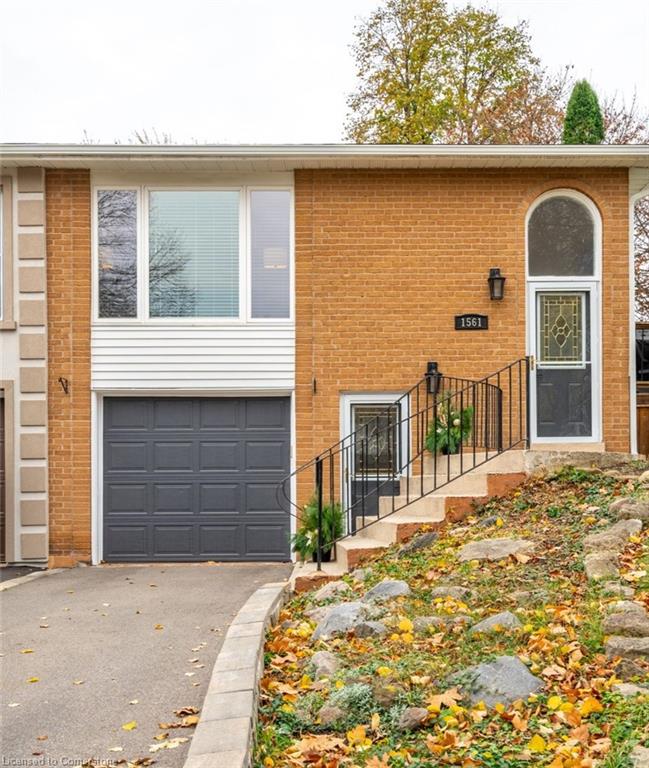 1561 Newlands Crescent, Burlington, ON, Palmer