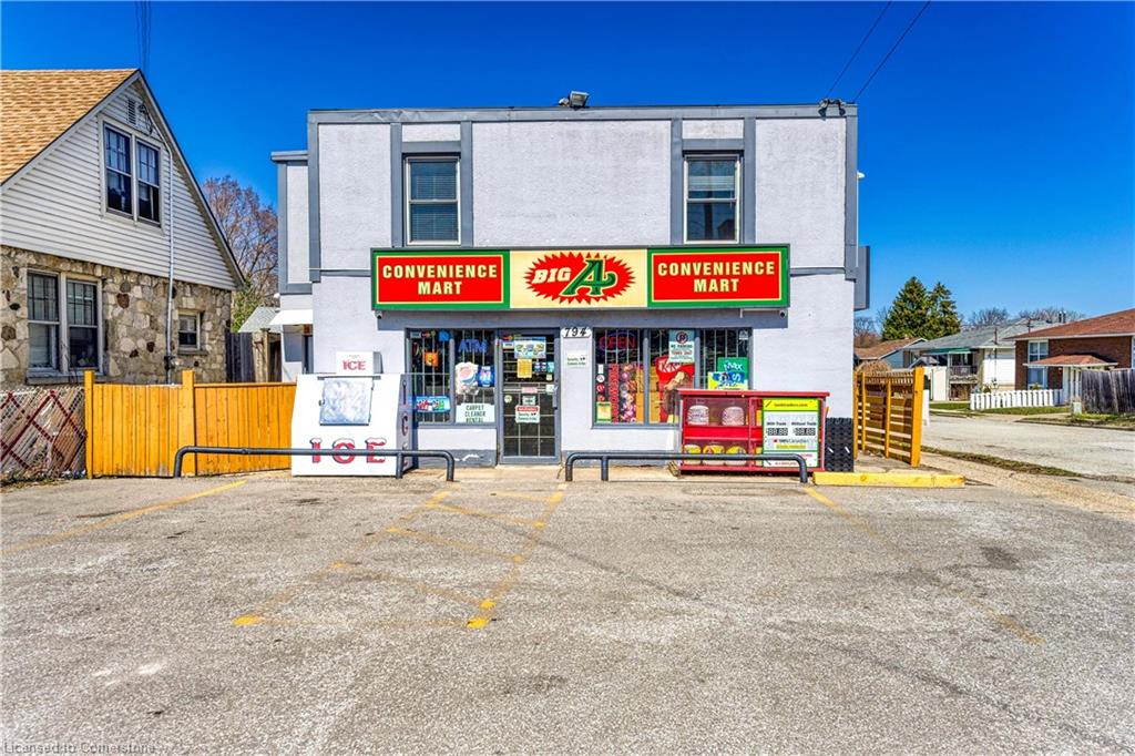 794 London Road, Sarnia, ON, 