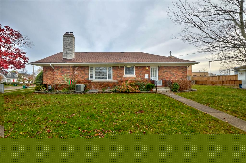 2 Woodgate Avenue, St. Catharines, ON, 