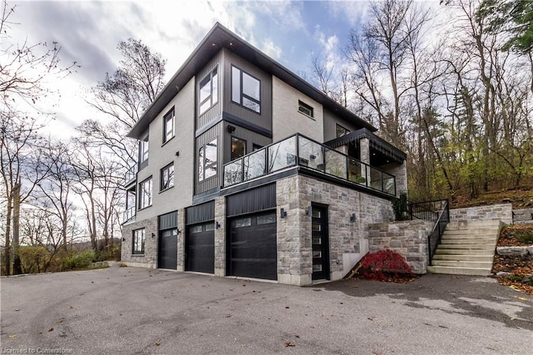 111 Grand Ridge Drive, Cambridge, ON, 