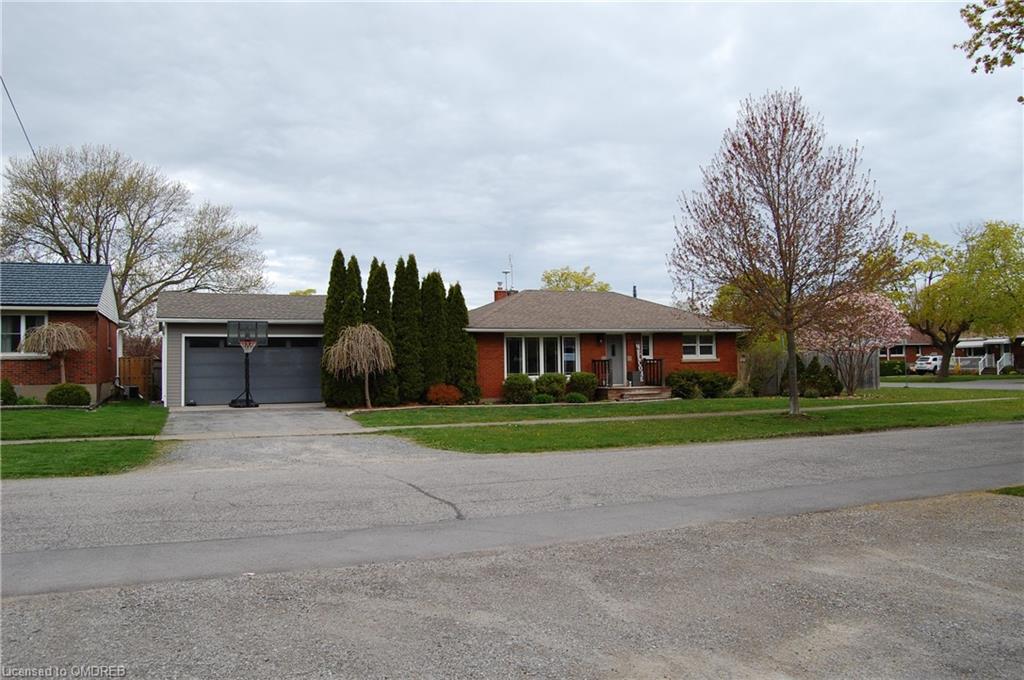 2 Foxglove Avenue, St. Catharines, ON, 