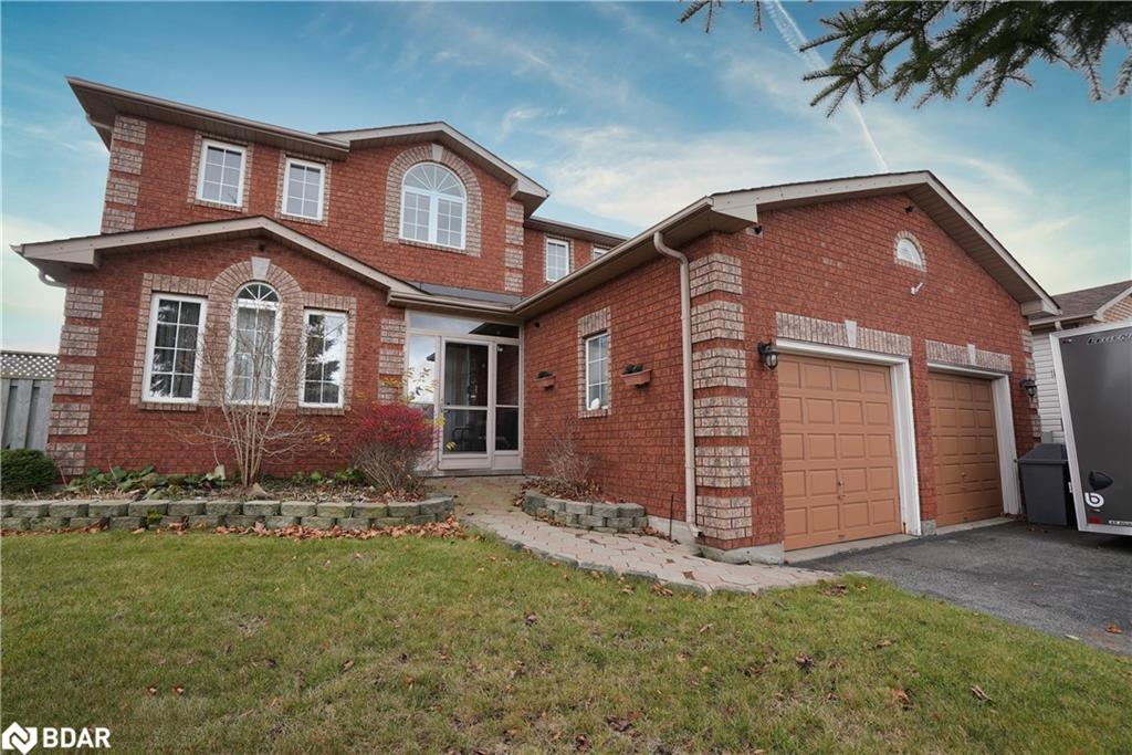 1 Farmstead Crescent, Barrie, ON, Holly