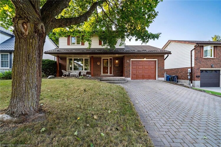 24 Springdale Boulevard, Guelph, ON, Parkwood Gardens